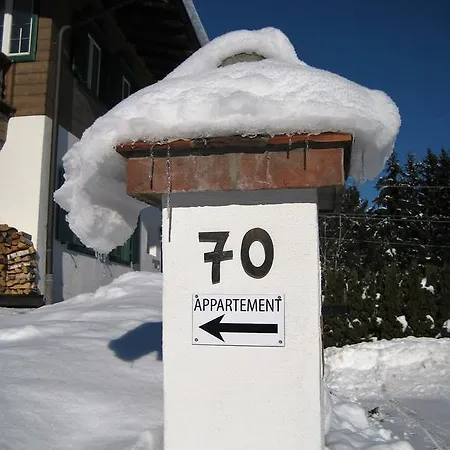 Haus Ehrensperger 公寓